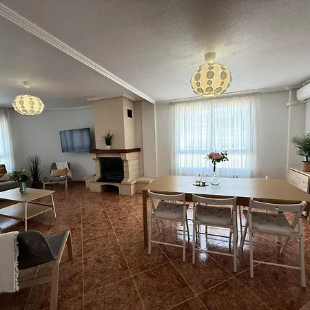 Y179 Chalet