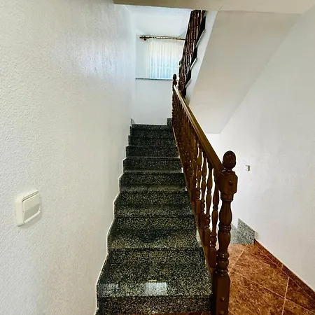 Y179 Chalet *